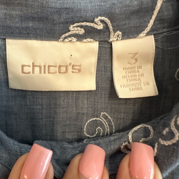 Chicos Embroidered Chambray Tunic Top Size 3 US XL Blue Women Floral Boho Artsy - Picture 4 of 5